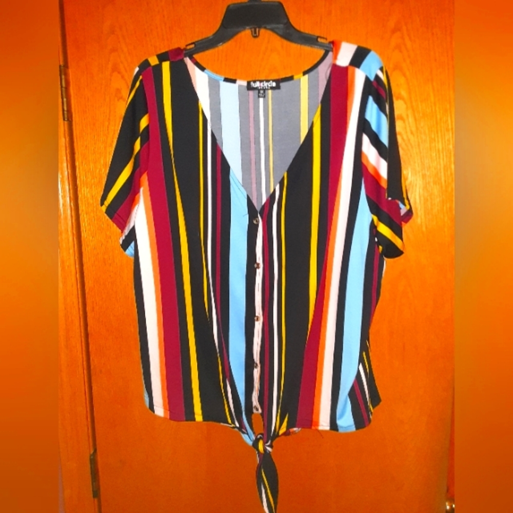 Womens plus size 3X,  Full Circle striped blouse